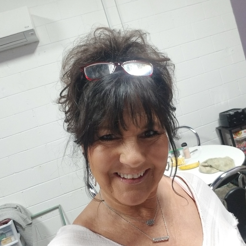 Meet your Posher, Jaylene